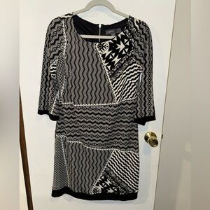 Donna Ricco Women’s Black and White Geometric Design A-line Dress Size 8